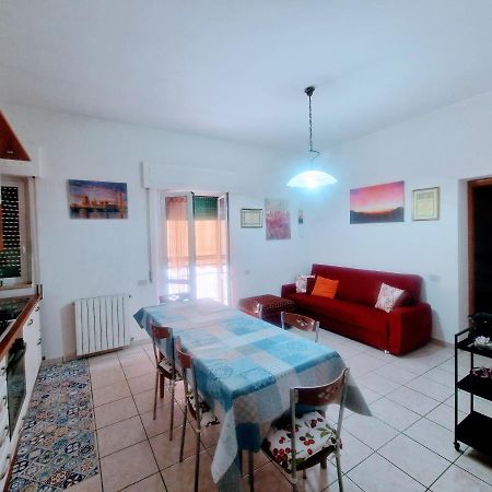Puzzle Al Mare Apartment Фолоника Екстериор снимка
