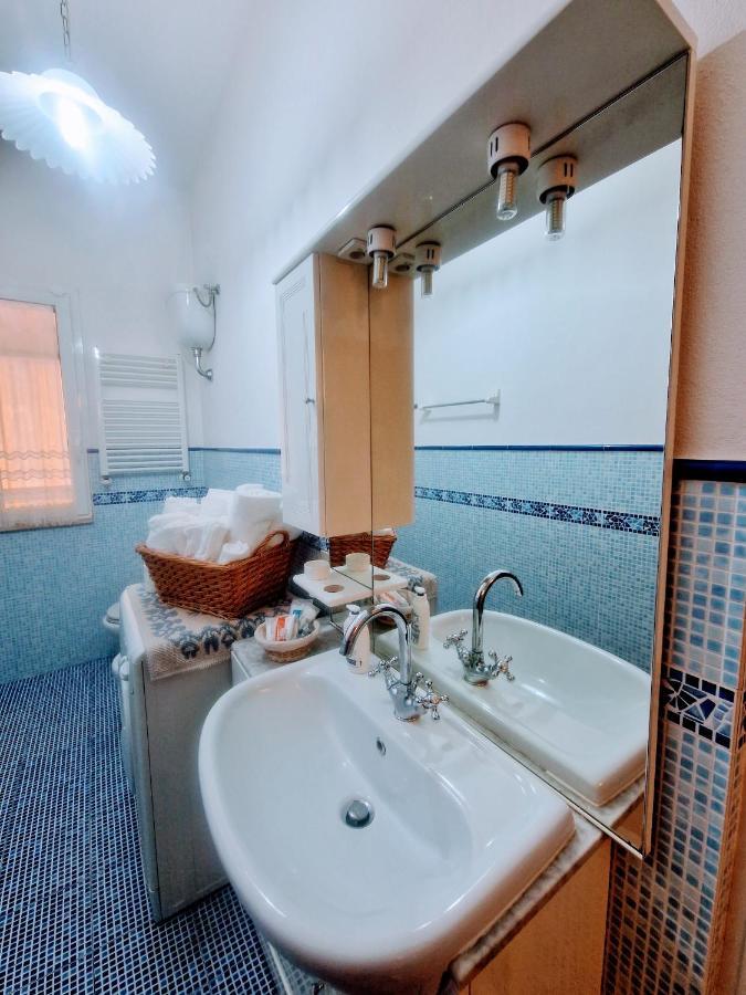 Puzzle Al Mare Apartment Фолоника Екстериор снимка